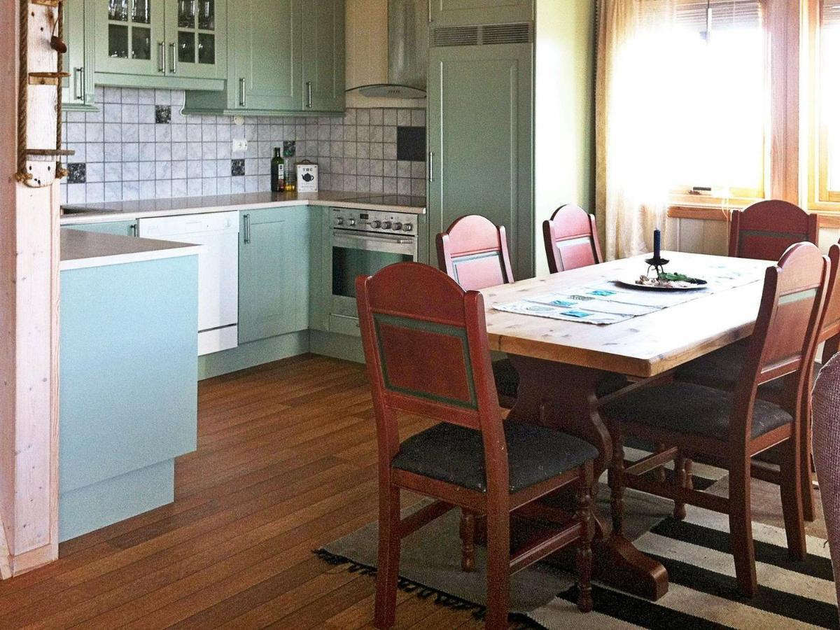 Three-Bedroom Holiday Home In Dyrvik Tuvnes Δωμάτιο φωτογραφία